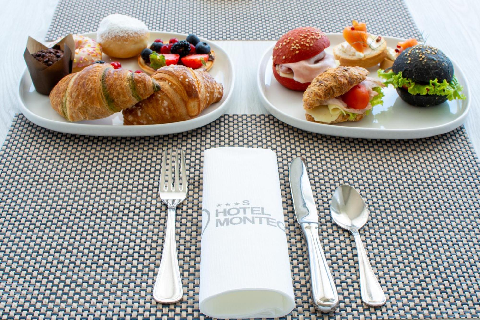 Hotel Montecarlo 3 Stelle Superior Каорле Экстерьер фото
