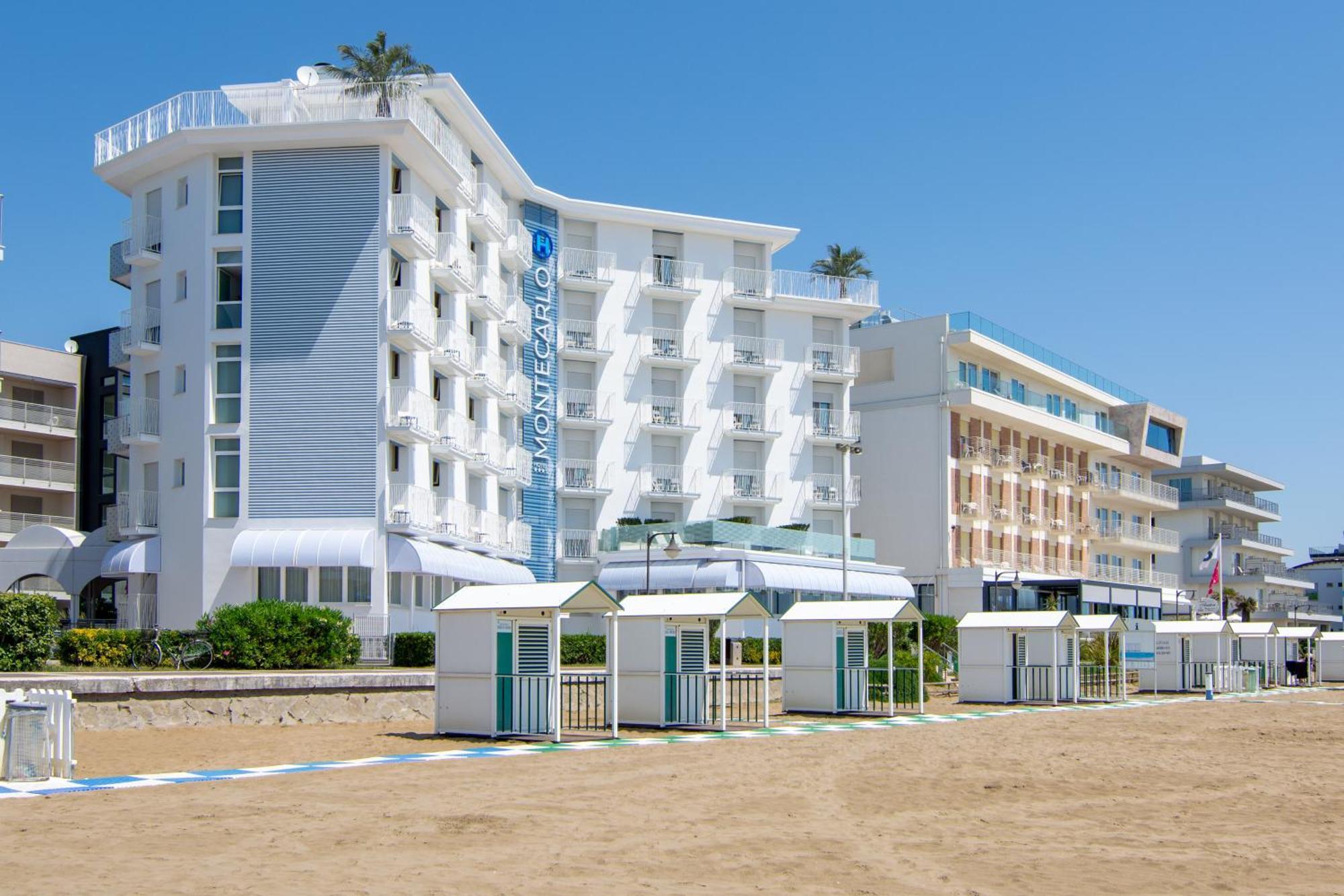 Hotel Montecarlo 3 Stelle Superior Каорле Экстерьер фото